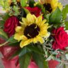 BloomsUp con girasoli e rose